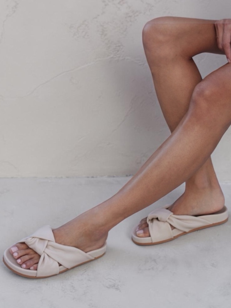 New Jenni Kayne Leather Knot Sandals. Sand. 8/38. New In Box — image 3 of 8